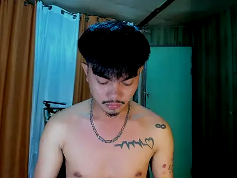 Snapshot of cutievrinx chatting on November 26, 2025, 9:53 am cutievrinx online show from November 26, 2025, 9:53 am