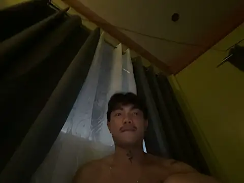 cutievrinx online show from July 13, 2026, 4:56 am