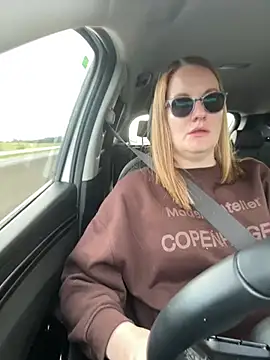 Snapshot of notlikeothergirlsEW12 chatting on March 16, 2025, 2:55 pm notlikeothergirlsEW12 online show from March 16, 2025, 2:55 pm