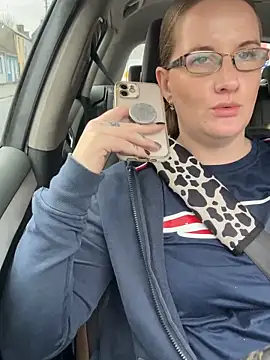 Snapshot of notlikeothergirlsEW12 chatting on December 14, 2024, 2:42 pm notlikeothergirlsEW12 online show from December 14, 2024, 2:42 pm