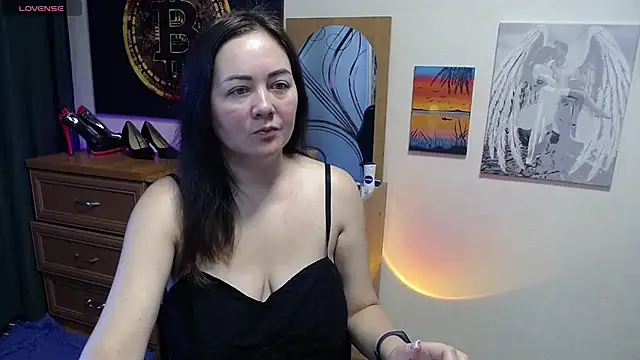 JuliaMorganss online show from August 1, 2026, 6:22 am