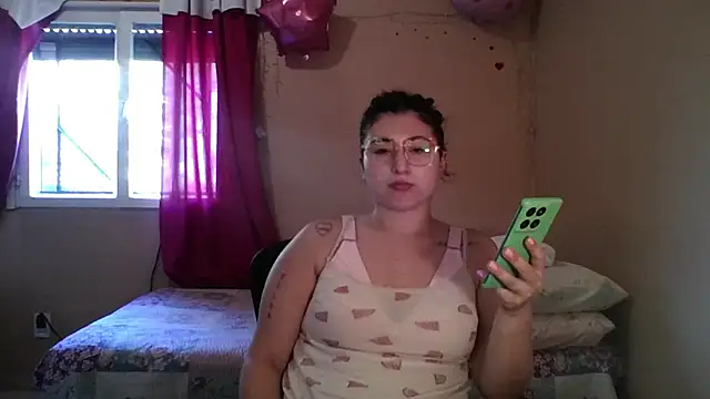 imsohornydacom online show from April 3, 2026, 7:20 pm