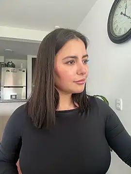 Snapshot of sukhakunis1 chatting on February 13, 2026, 5:24 pm sukhakunis1 online show from February 13, 2026, 5:24 pm