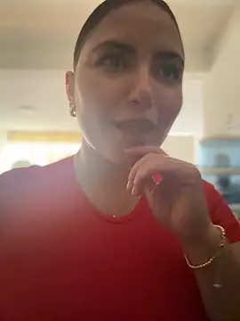 sukhakunis1 online show from October 16, 2025, 2:25 pm