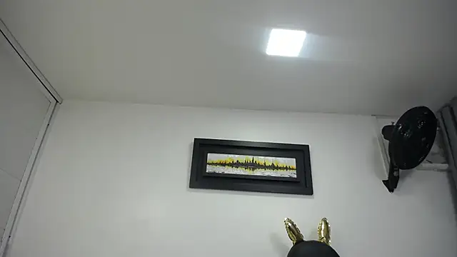 Snapshot of dayadubey_ chatting on March 14, 2025, 10:07 am dayadubey online show from March 14, 2025, 10:07 am