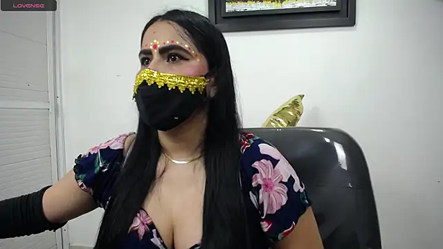 Snapshot of dayadubey_ chatting on October 7, 2025, 11:06 pm dayadubey online show from October 7, 2025, 11:06 pm