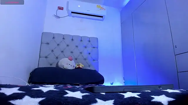 Snapshot of juande_24 chatting on November 6, 2025, 2:10 pm juande 24 online show from November 6, 2025, 2:10 pm