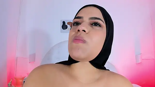 Umarani  online show from October 14, 2025, 6:41 pm