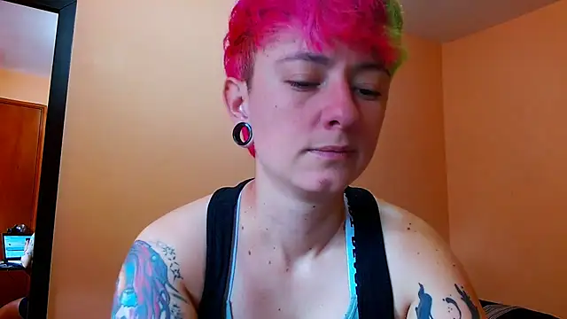 tomboyblue online show from July 18, 2026, 6:49 pm