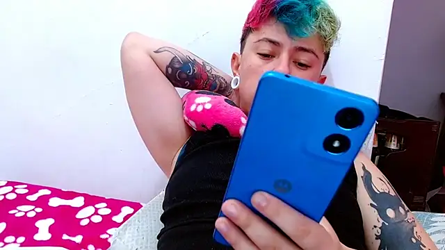 tomboyblue online show from October 22, 2025, 6:29 pm