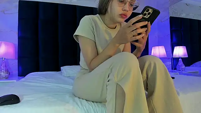 Ary1  online show from November 17, 2025, 3:32 am