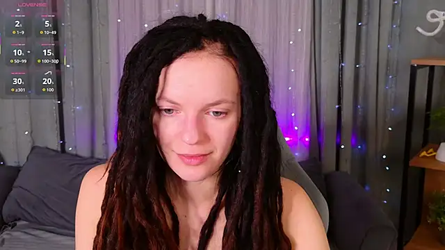 Snapshot of CoreyJane chatting on June 1, 2026, 5:18 am CoreyJane online show from June 1, 2026, 5:18 am