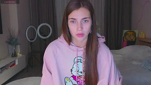 Elika Foxxx online show from January 22, 2025, 12:49 pm