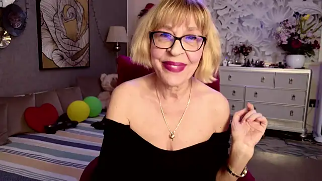 HornyMilf 555 online show from April 4, 2026, 9:16 am