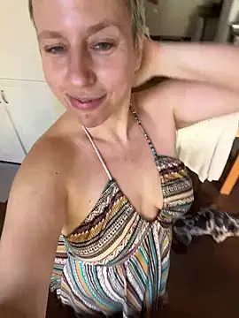 MariaValentine online show from July 12, 2026, 5:30 am