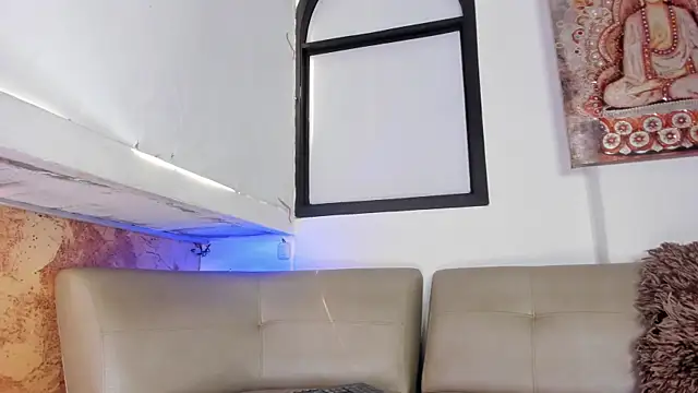 DahianaLincoln online show from January 8, 2026, 4:24 pm