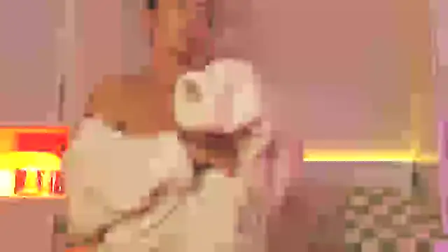 Leaaaaaaaaa online show from December 8, 2024, 4:50 pm