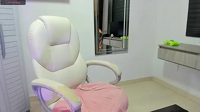 Snapshot of dahian_carter chatting on January 17, 2026, 1:58 pm dahian carter online show from January 17, 2026, 1:58 pm