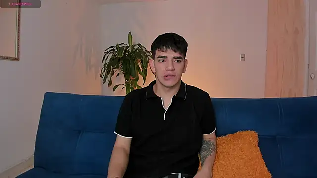 Snapshot of Ares_Johnson chatting on October 8, 2025, 10:50 am Ares Johnson online show from October 8, 2025, 10:50 am