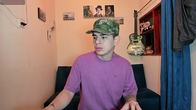 Snapshot of Ares_Johnson chatting on March 21, 2025, 12:06 pm Ares Johnson online show from March 21, 2025, 12:06 pm