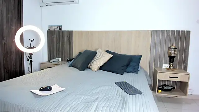 Snapshot of rebeca_cortez_ chatting on February 17, 2026, 7:55 pm rebeca cortez online show from February 17, 2026, 7:55 pm