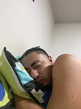 DanielGomez9 online show from March 23, 2026, 2:33 am