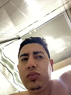 Snapshot of DanielGomez9 chatting on February 18, 2025, 12:49 pm DanielGomez9 online show from February 18, 2025, 12:49 pm