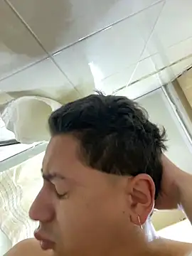 Snapshot of DanielGomez9 chatting on February 25, 2025, 12:05 pm DanielGomez9 online show from February 25, 2025, 12:05 pm