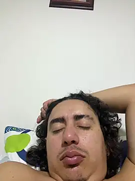 DanielGomez9 online show from April 3, 2026, 5:58 am