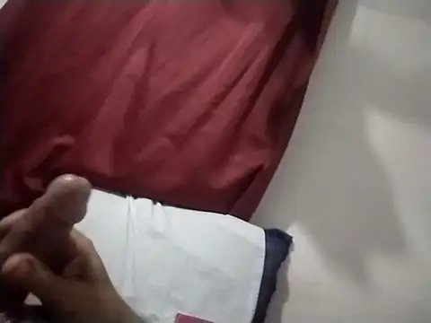 Fabiojr29 online show from October 9, 2025, 11:16 pm