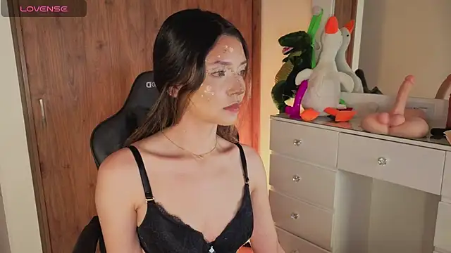 Snapshot of jessy__01 chatting on October 28, 2025, 2:01 am jessy 01 online show from October 28, 2025, 2:01 am