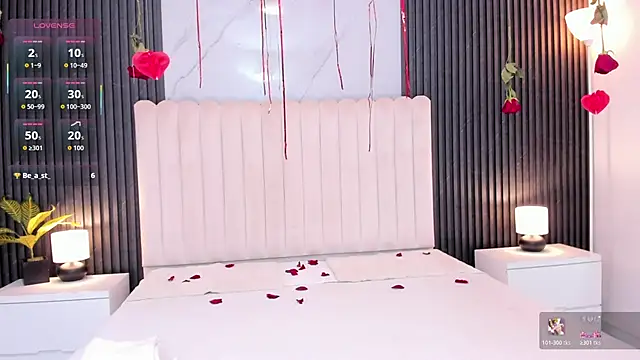 Snapshot of Madiee_Rhea chatting on February 14, 2026, 8:20 pm Madiee Rhea online show from February 14, 2026, 8:20 pm