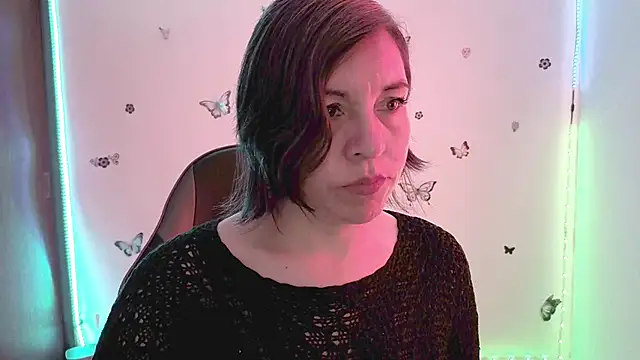 Lady breaks hearts online show from March 3, 2026, 12:34 pm