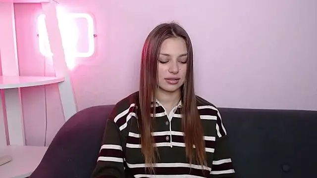 MilanaAngelAs online show from March 23, 2026, 5:51 am