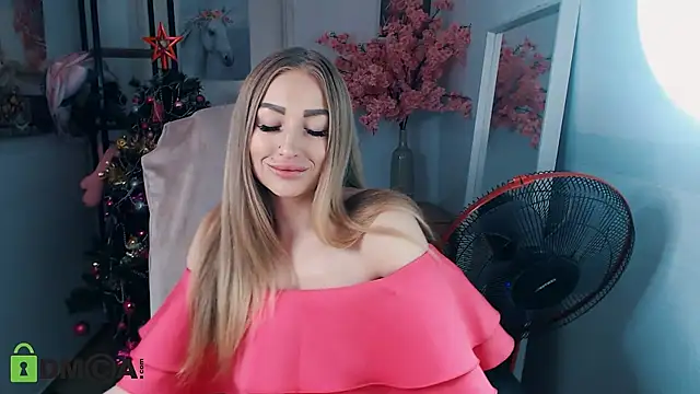  KittyBoo online show from January 3, 2025, 8:21 am