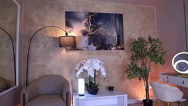 EvaZane online show from March 25, 2026, 9:14 pm