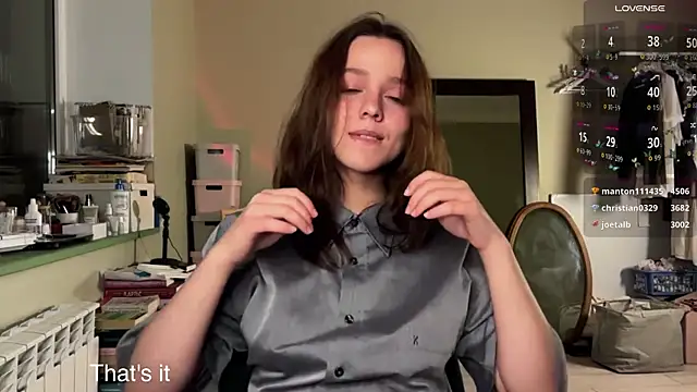 Snapshot of Addelin_Moon chatting on November 5, 2025, 4:54 pm Addelin Moon online show from November 5, 2025, 4:54 pm