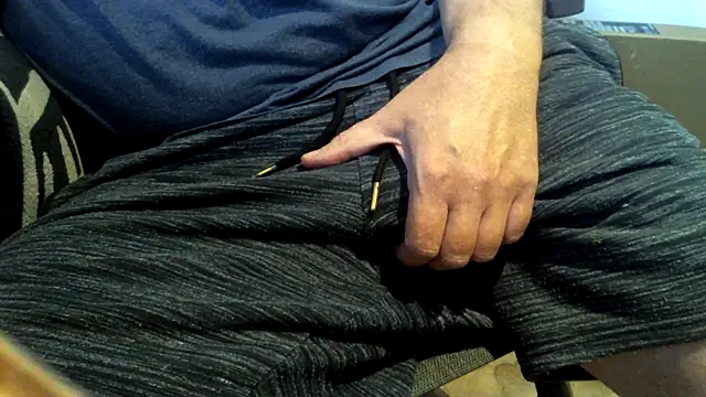 Snapshot of sexxx-mike chatting on November 2, 2025, 3:17 pm sexxx-mike online show from November 2, 2025, 3:17 pm