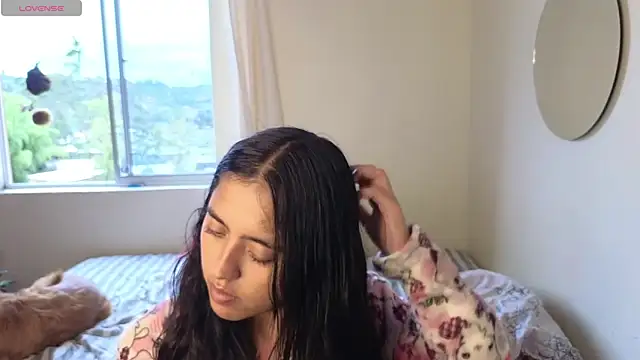 ViolettaSummer online show from November 16, 2025, 8:57 pm