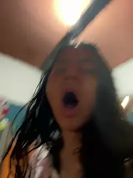 ViolettaSummer online show from April 19, 2026, 12:06 pm