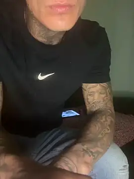 Papinine6 online show from September 24, 2025, 7:48 am