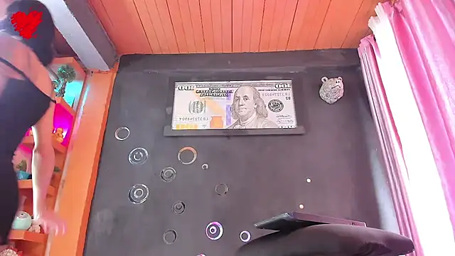 londoreales online show from November 16, 2025, 3:06 pm