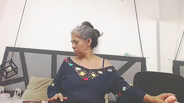 chanel grant online show from November 4, 2025, 9:07 pm