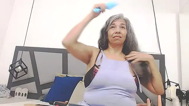 chanel grant online show from October 23, 2025, 8:07 pm