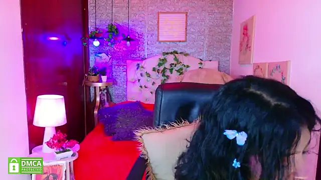 Snapshot of REDHOTTER_ chatting on January 14, 2026, 8:12 pm REDHOTTER online show from January 14, 2026, 8:12 pm