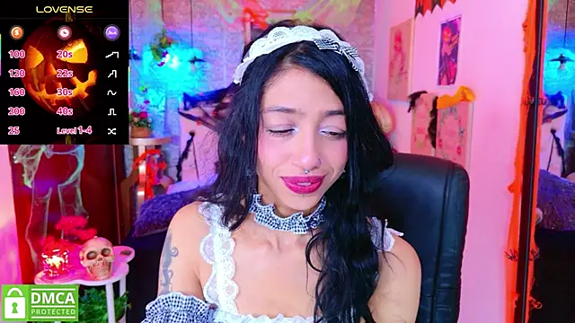 Snapshot of REDHOTTER_ chatting on October 20, 2025, 8:09 pm REDHOTTER online show from October 20, 2025, 8:09 pm