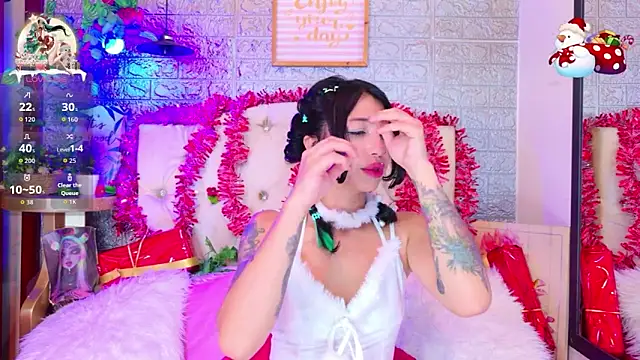 Snapshot of REDHOTTER_ chatting on December 16, 2025, 8:02 pm REDHOTTER online show from December 16, 2025, 8:02 pm