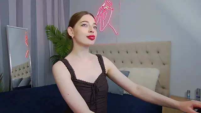 NicoleRosss online show from May 31, 2026, 3:07 pm