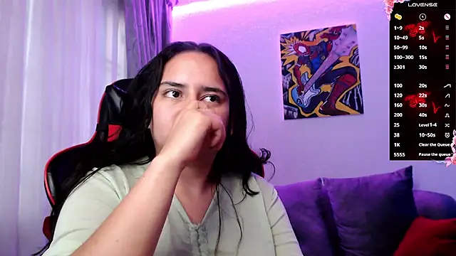 Lexyevans online show from March 3, 2025, 10:10 pm