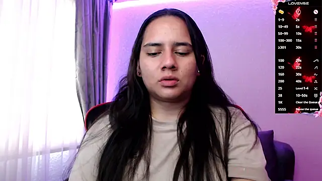 Lexyevans online show from February 14, 2025, 8:37 pm